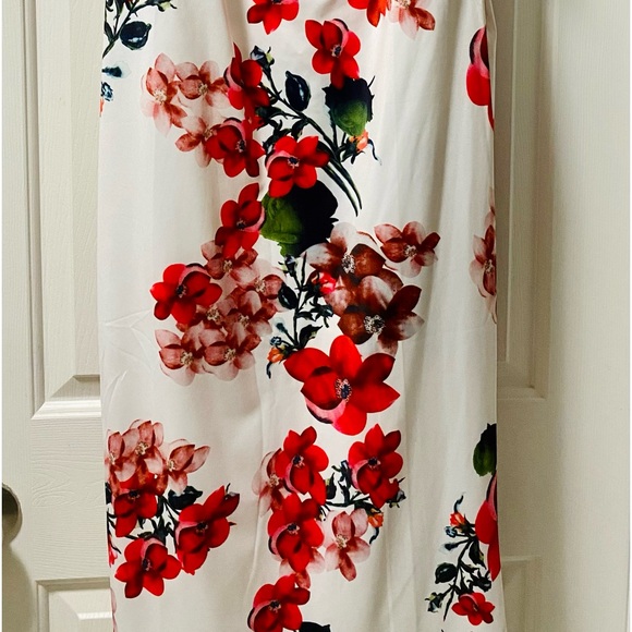 Ladies Floral Midi Sundress - Picture 3 of 6